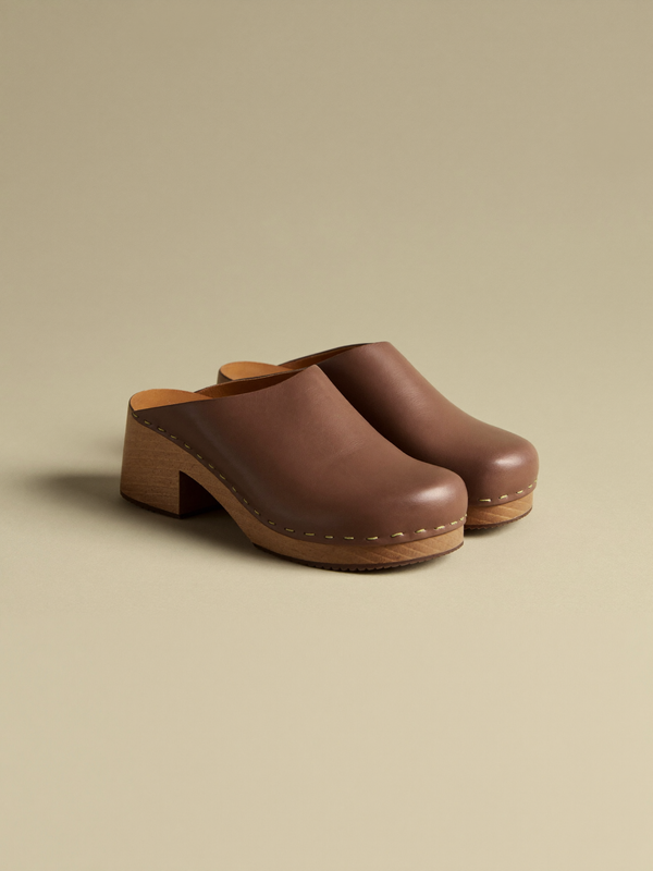 Clogs