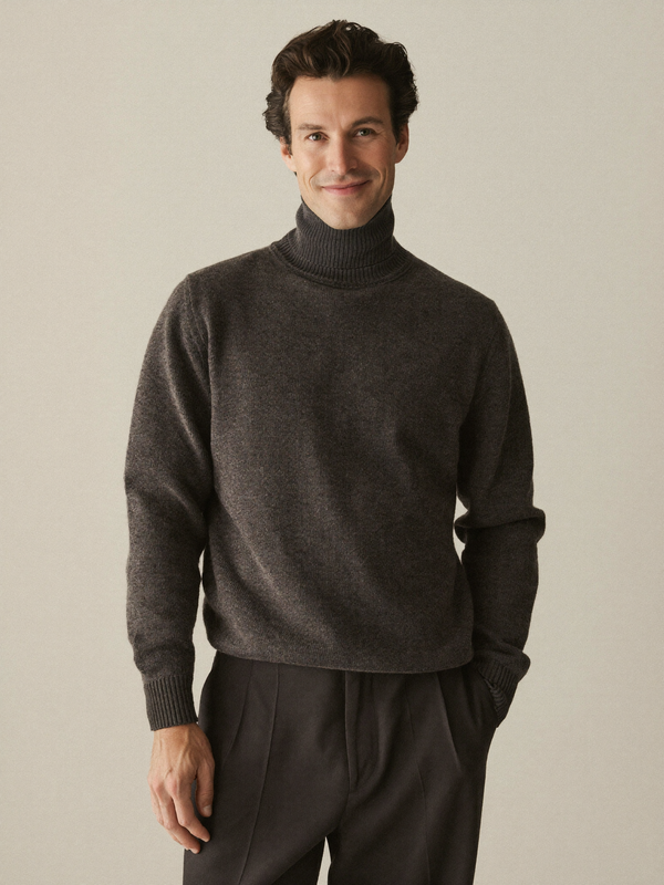 Rollkragenpullover