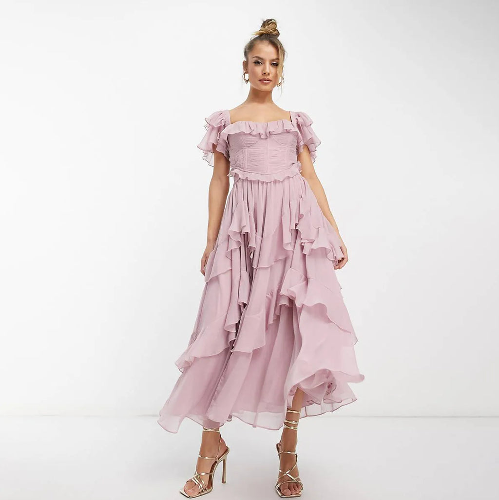 Valery - Modisches langes Kleid mit Rüschen für Partys