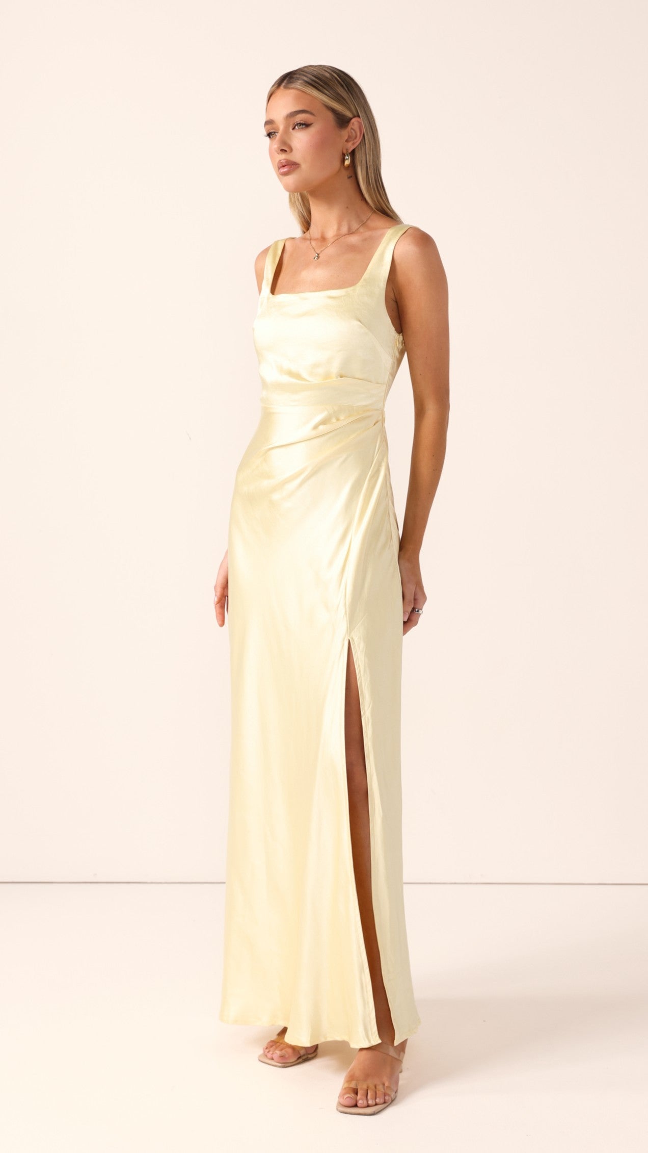 Elegantes langes Kleid mit quadratischem Ausschnitt für Damen – Alina