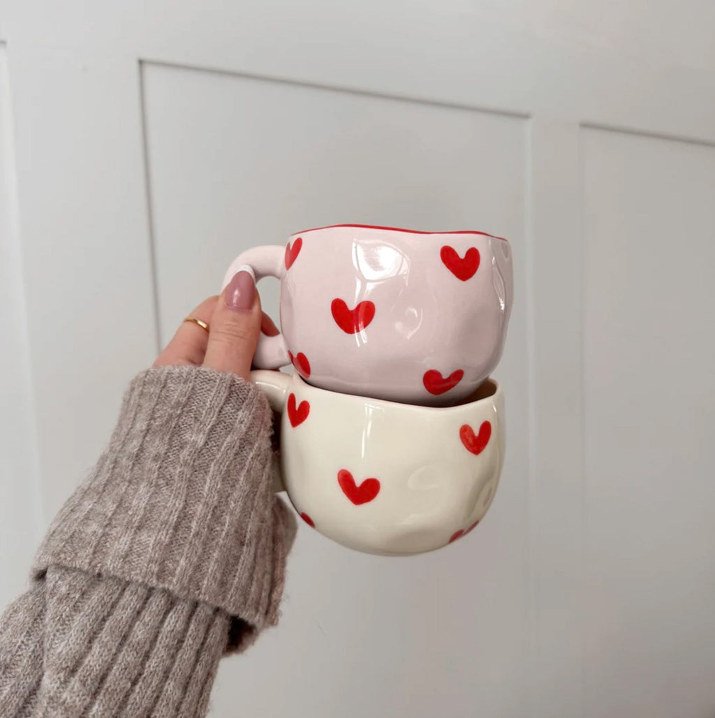 Keramikbecher für Zuhause mit Herzmotiv
