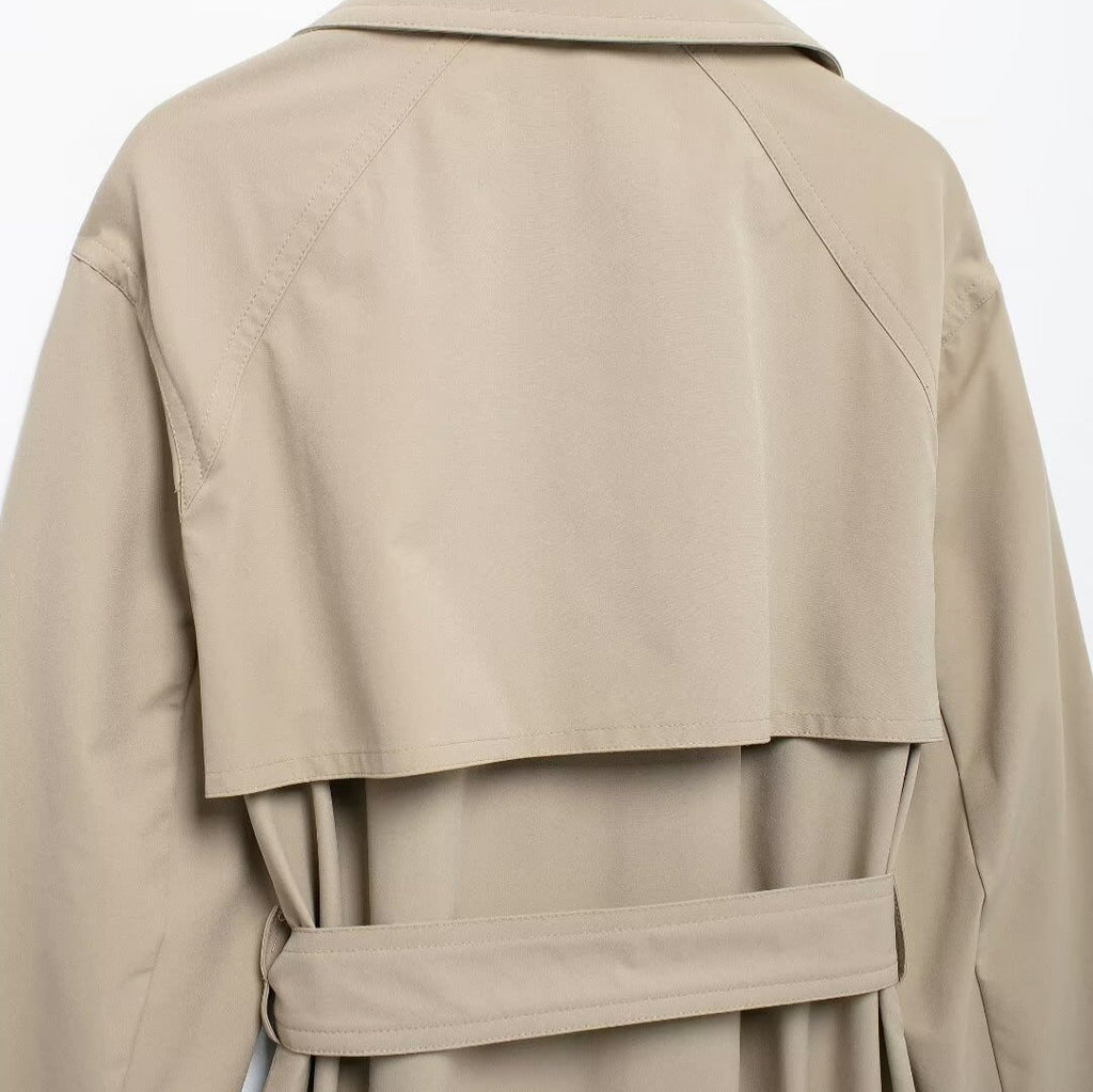 Klassischer Trenchcoat für Frauen - Svea