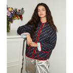Jeansjacke mit Blumenmuster und Patchwork