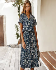 Navy blau