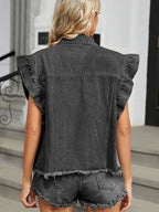 Jeansweste im Used-Look in leichter Ausführung mit Rüschendetails