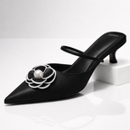 Damen Slingback-Schuh mit niedrigem Absatz und applizierter Blume - Vivienne