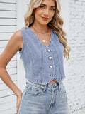 Jeansweste im kurzen Schnitt im Used-Look mit V-Ausschnitt