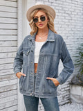 Jeansjacke im Oversize-Schnitt im mittellangen Schnitt mit Knopfverschluss
