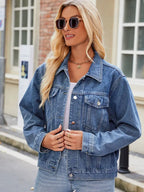 Jeansjacke im kurzen Schnitt im Used-Look mit figurbetontem Schnitt und langen Ärmeln