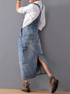 Latzkleid aus Distressed-Jeansstoff mit Schlitz hinten - Lara