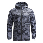 Leichte Herren-Kapuzenjacke im sportlichen Stil - Korex