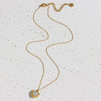 Damen-Halskette mit Herz-Anhänger und feiner Kette