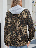 Jeansjacke im Vintage-Look mit Kapuze