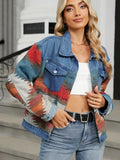Jeansjacke im kurzen Schnitt im Used-Look mit Farbblock-Design