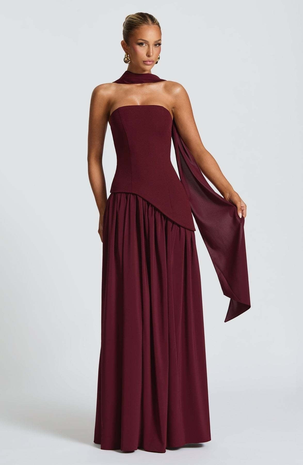 Langes elegantes Damenkleid - Ivanna