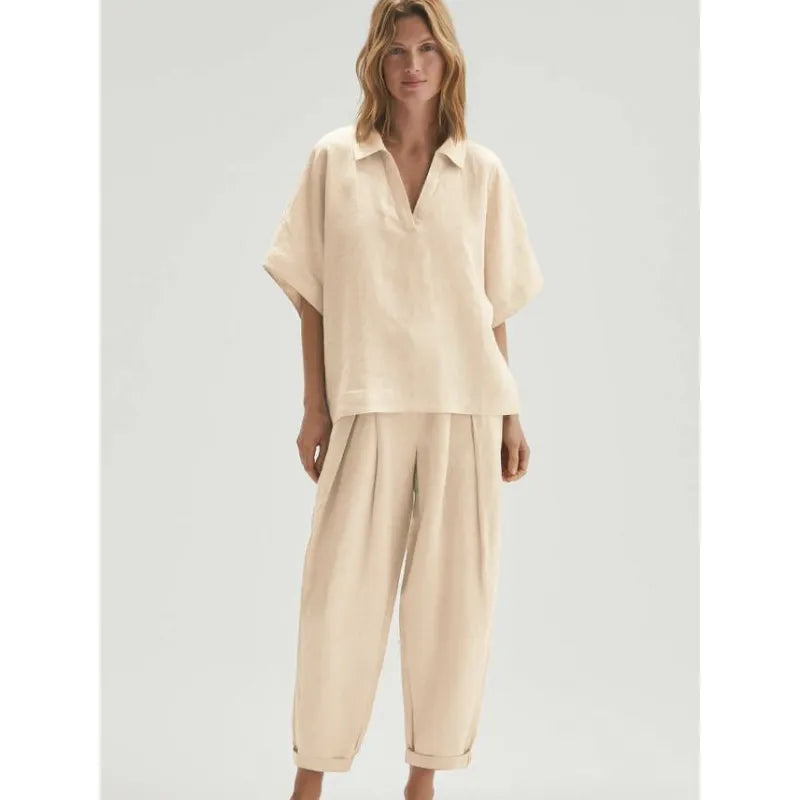 Velia - Set aus kurzärmeligem Oberteil mit V-Ausschnitt und hochtaillierter Hose