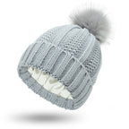 Damenstrickmütze mit Bommel - Daitonna
