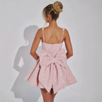 Kurzes Kleid mit glänzender Oberfläche für Frauen - Alisène