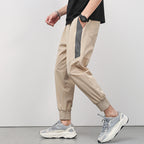 Konisch zulaufende Herrenhose mit Gummizug am Saum - Lucas