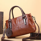 Strukturierte Damenhandtasche mit elegantem Design