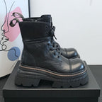 Kurze Damenstiefel mit fester Sohle und seitlichem Reißverschluss - Elviora