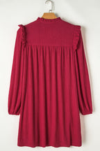 Danissa - Langärmeliges Kleid mit Rüschen und Einkerbungen