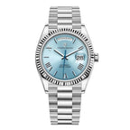 Klassische Analoguhr mit hochwertigem Metallarmband