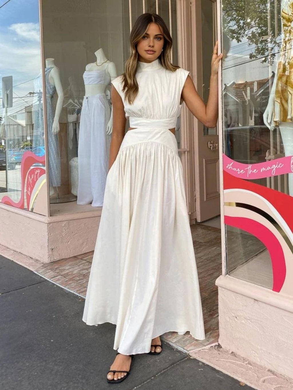 Daisy - Langes Kleid mit Rundhalsausschnitt