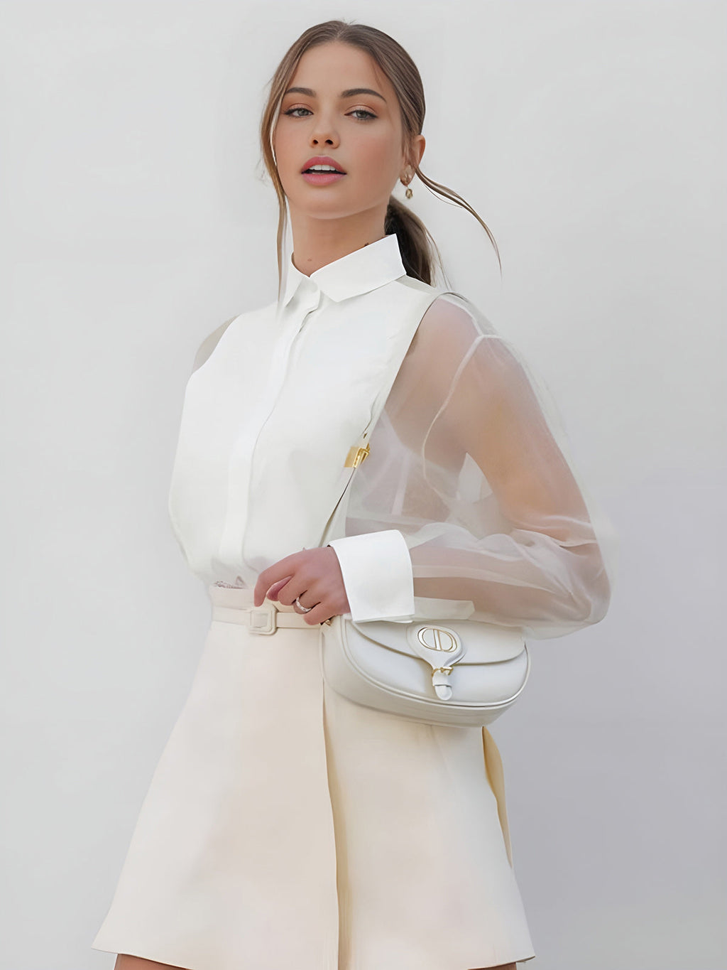 Isabella - Halbdurchsichtiges Hemd mit Puffärmeln aus Organza