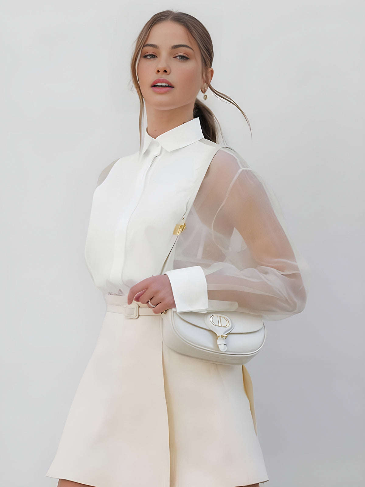 Isabella - Halbdurchsichtiges Hemd mit Puffärmeln aus Organza