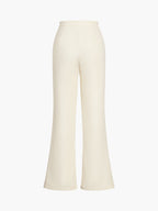 Einfarbiges Oberteil mit weiter Hose