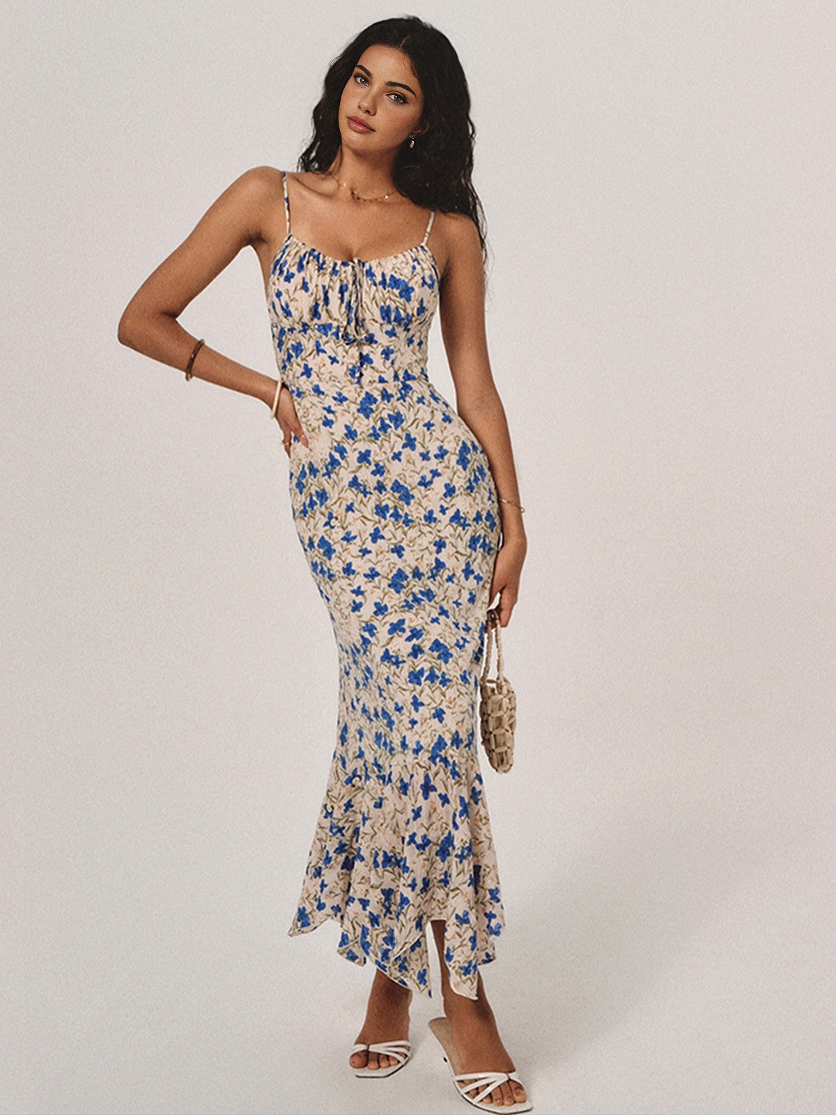 Lily - Geknotetes langes Kleid mit unregelmäßigem Saum und Blumendruck