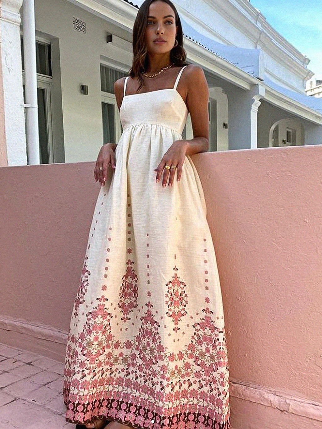 Olivia - Langes Kleid mit Spaghettiträger und Blumenmuster