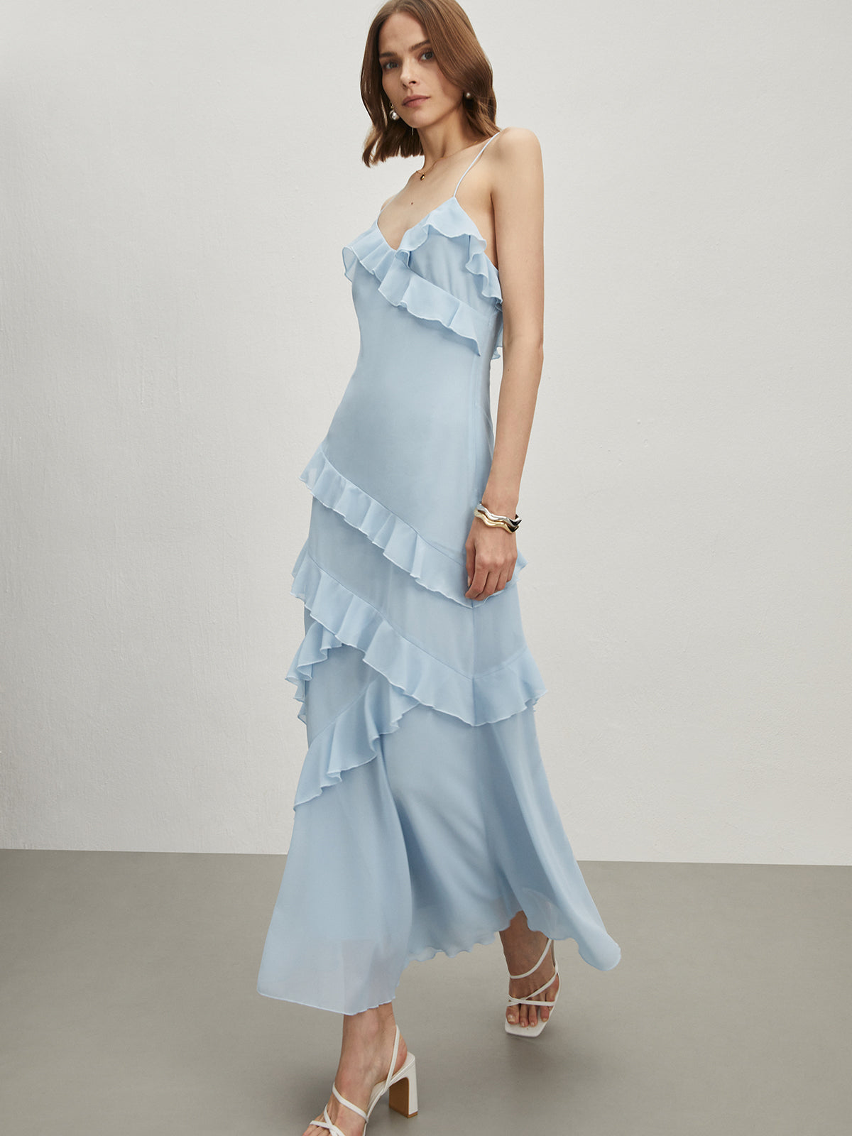 Alina - Langes Kleid mit Spaghettiträgern und Volants