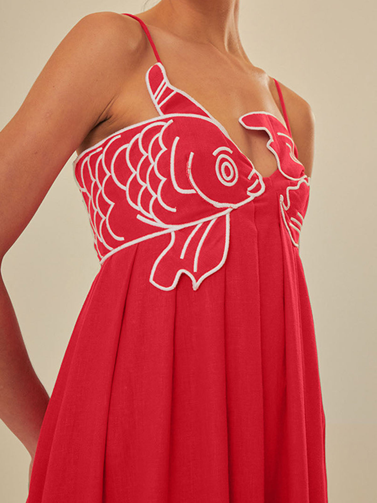 Scarlett - Besticktes halbdurchsichtiges Fischkleid