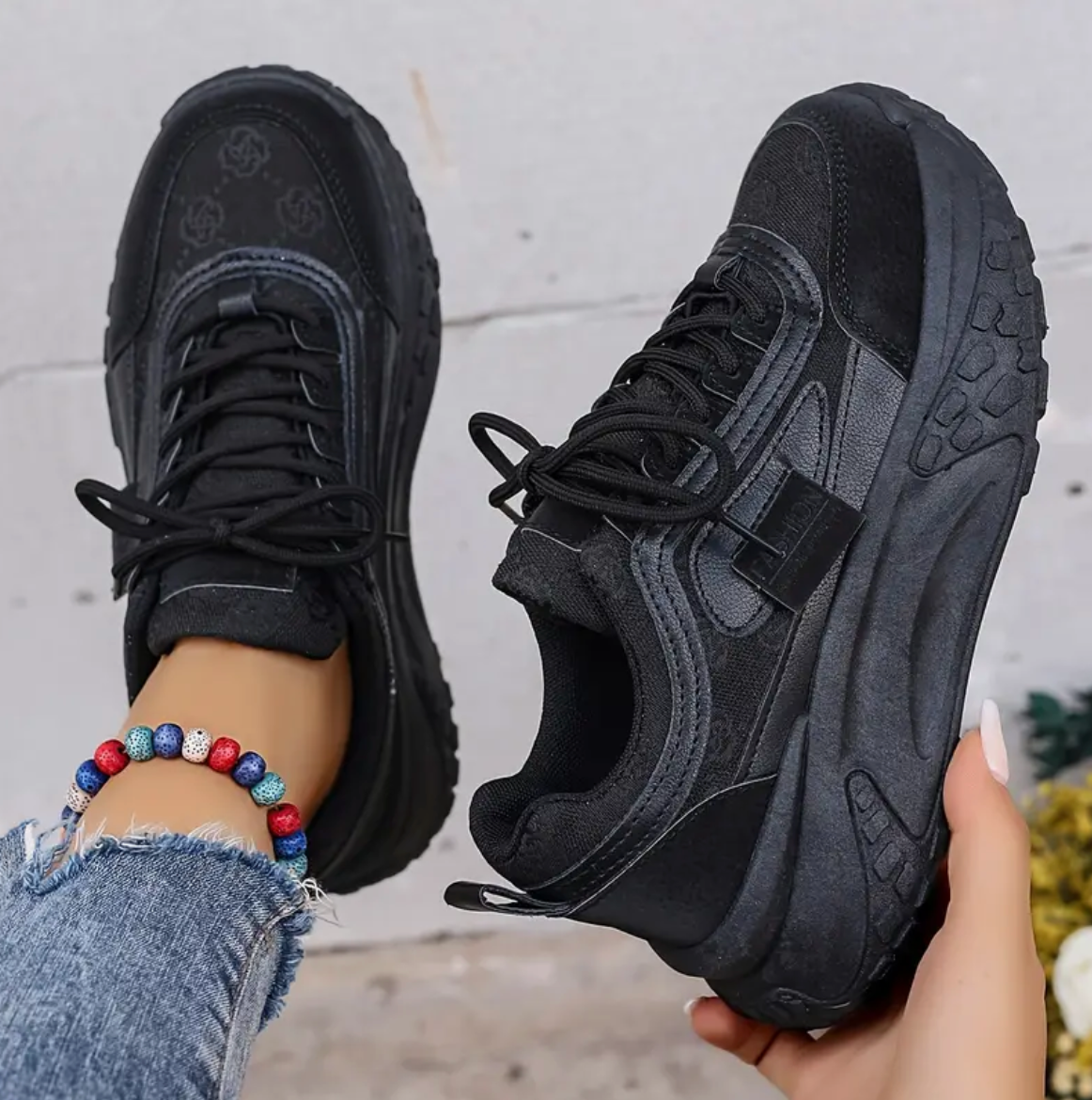 Femke - Die Halbschuhe mit floralem Muster
