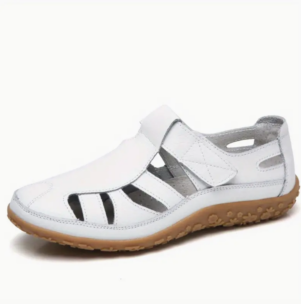 Eva - Die flachen, geschlossenen Retro-Sandalen