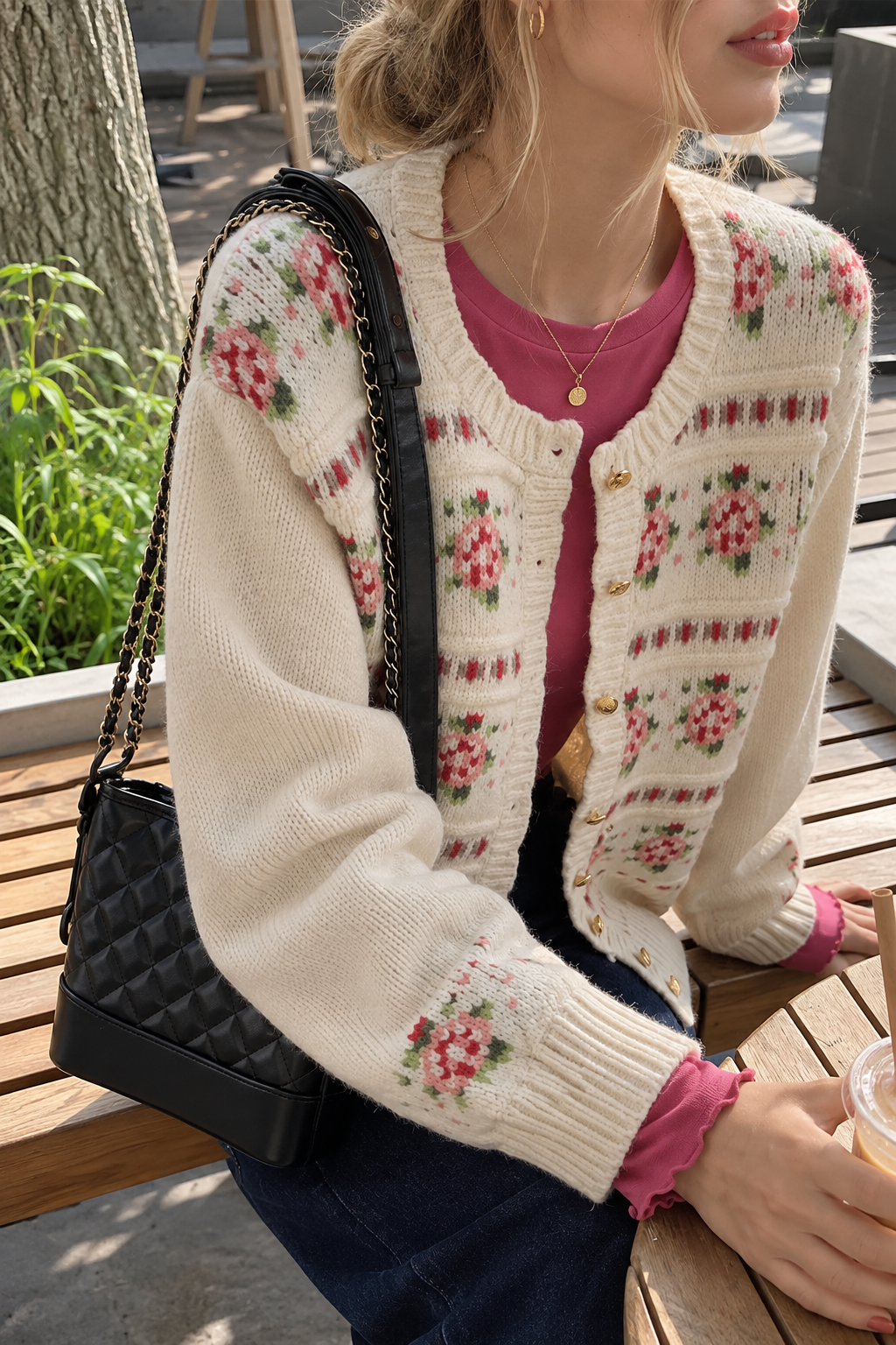 Strickcardigan mit Blumenmuster