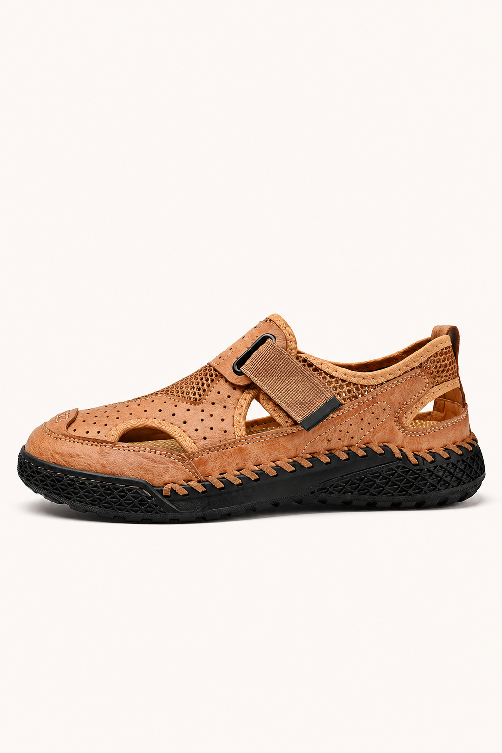 Geschlossene Herrensandalen mit Lochmuster und Klettverschluss – Lorenz