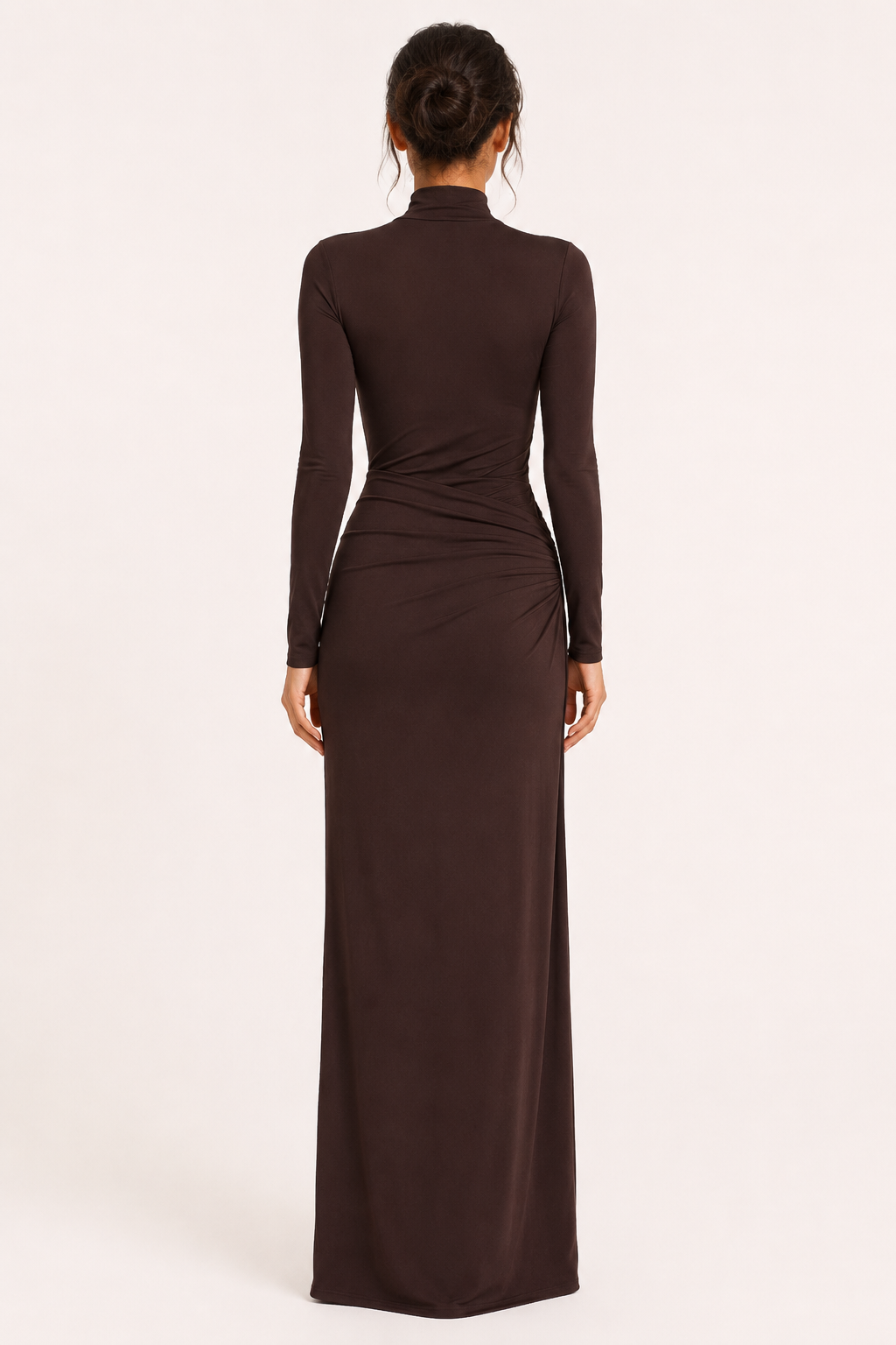 Langes Damenkleid mit hochgeschlossenem, drapiertem Ausschnitt – Monik