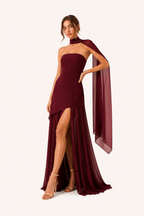 Elegantes, langes Brautjungfernkleid mit hohem Schlitz – Sabine