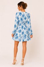 Kurzes Kleid mit Blumendruck und V-Ausschnitt - Claudia