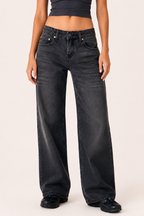Damenjeans mit mittlerer Leibhöhe und weitem Bein – Kerstin