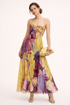 Elegantes Maxikleid mit floralen Falten - Camila