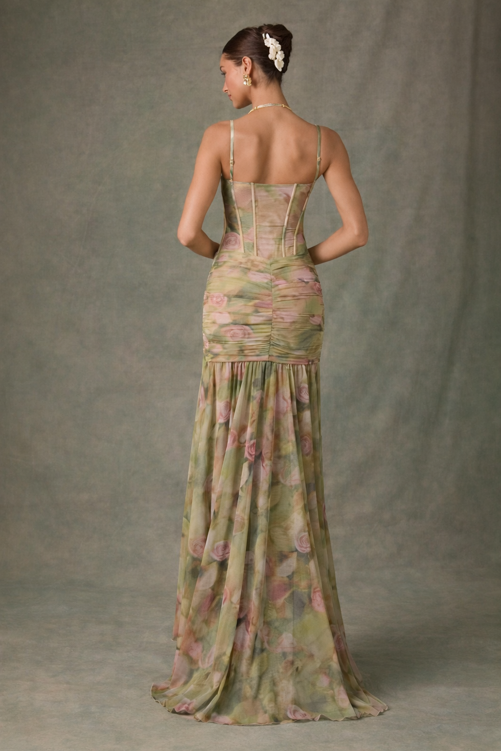 Langes Damenkleid mit dünnen Trägern und Schlitz vorne - Agneta