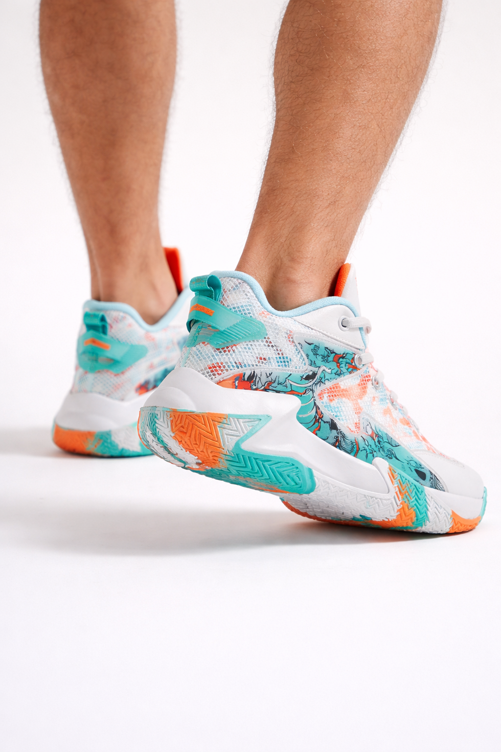 Niedrige Sport-Basketballschuhe für Männer - Volker