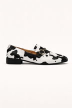 Damen-Slipper mit Tiermotiv und Metallbeschlägen - Darela