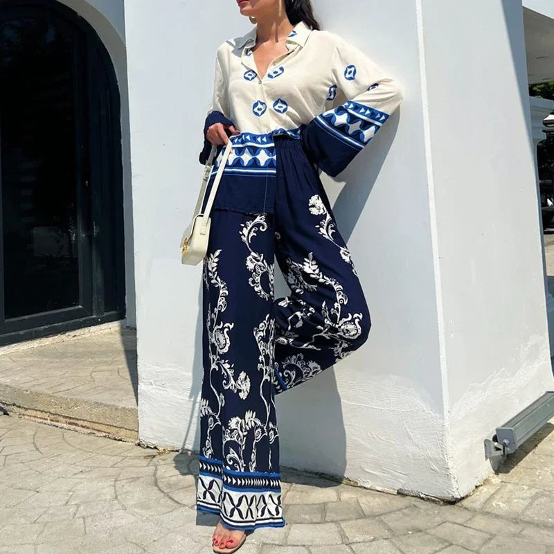 Alicia Elegantes blaues Set