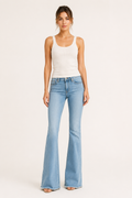 Damen-Jeans im Flare-Schnitt mit hoher Taille und ausgefranstem Saum – Anika