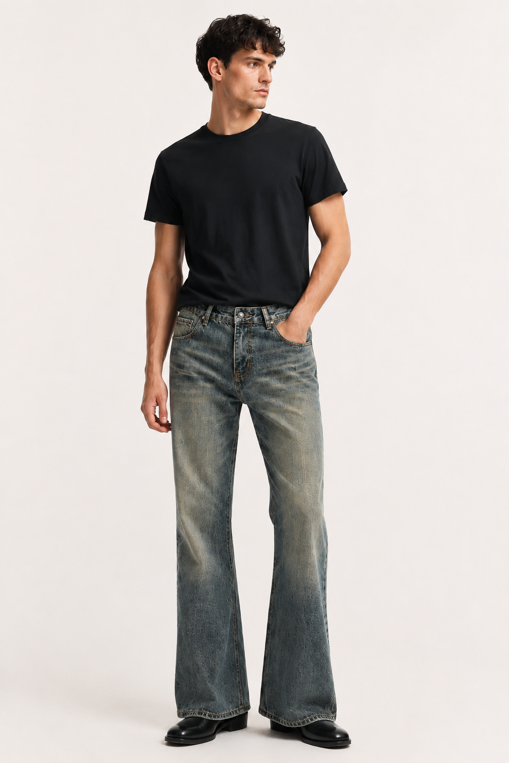 Herren-Jeans im Slim-Fit-Schnitt mit Flare-Bein und Vintage-Waschung – Henrik